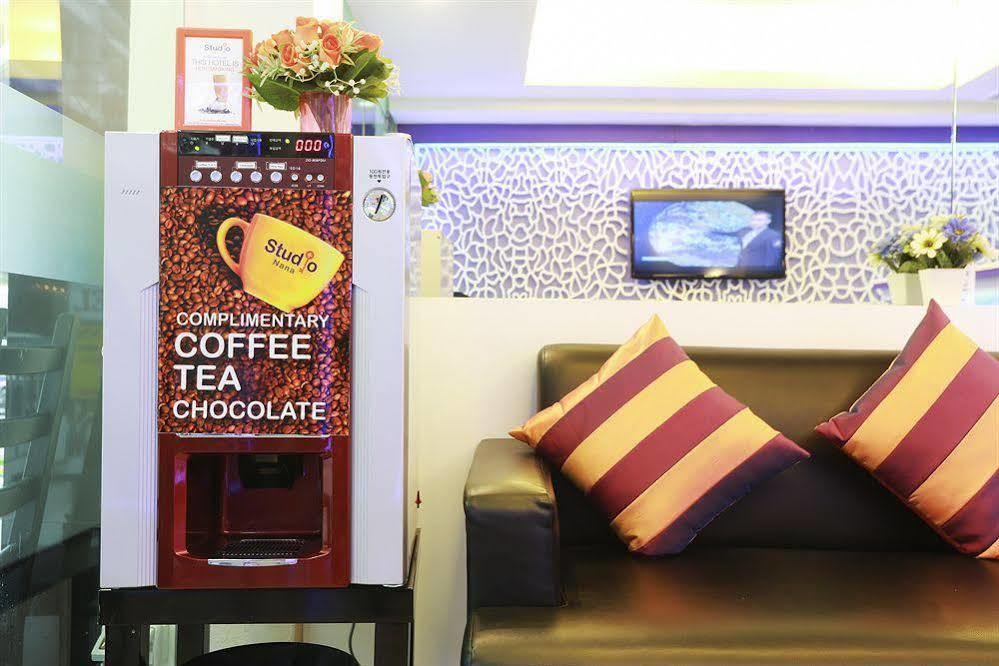 Nana City Hotel Bangkok Exterior photo