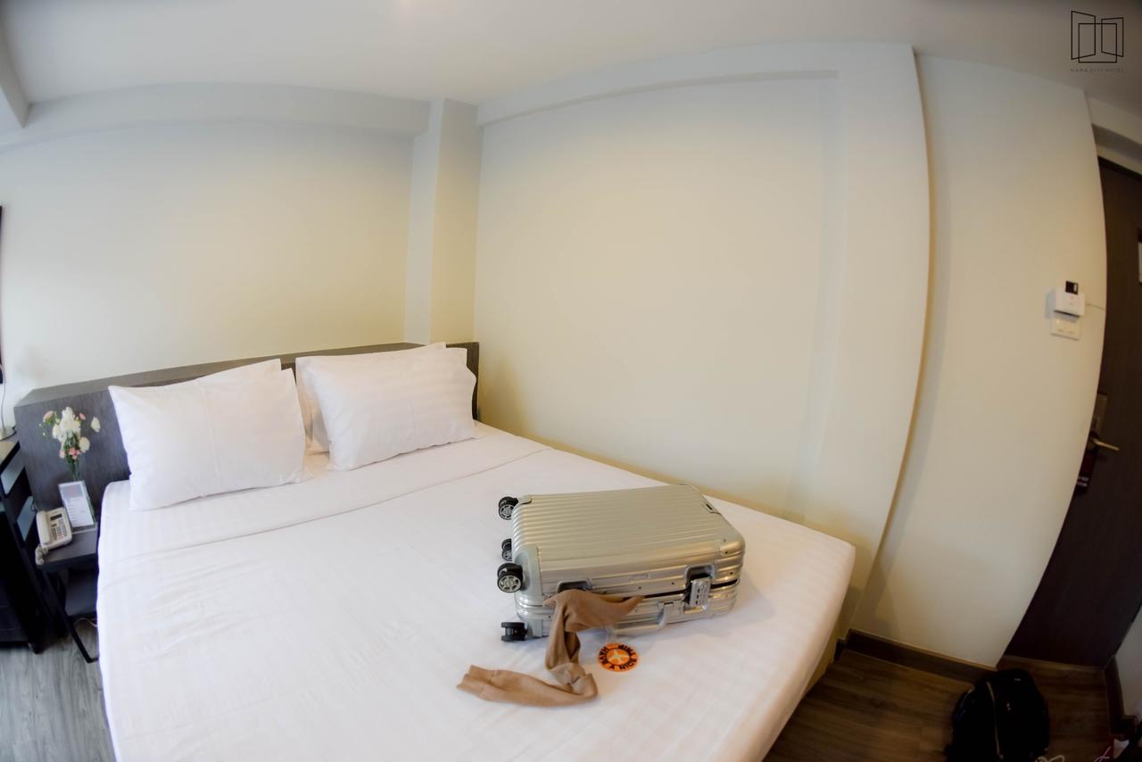 Nana City Hotel Bangkok Exterior photo